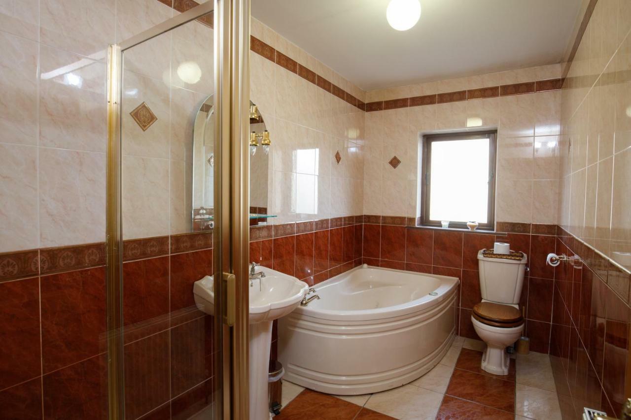 Old Fort Lodge Sligo Extérieur photo